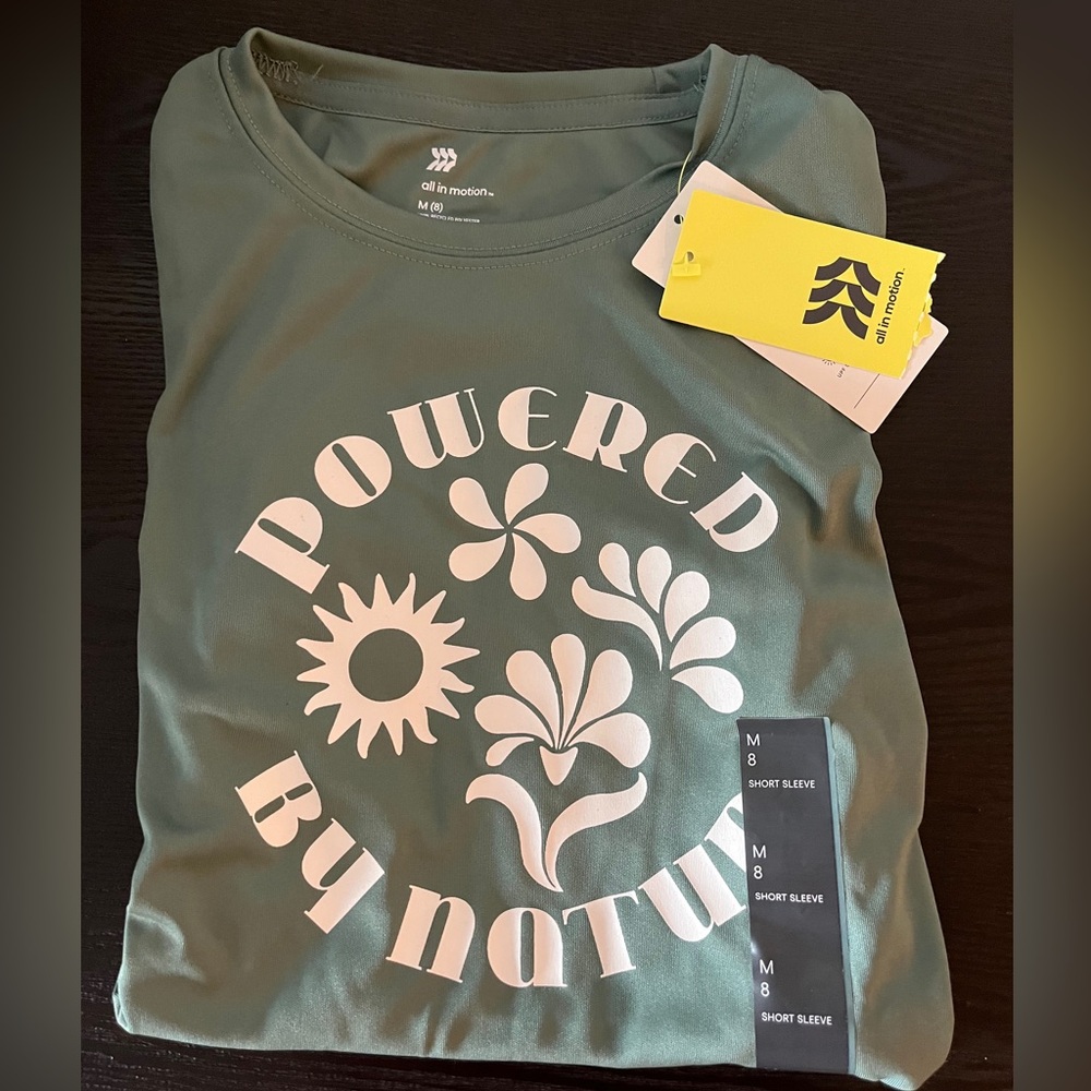 Girls shirt size M